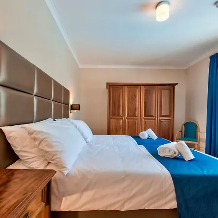 Baldacchino Villa Mellieħa