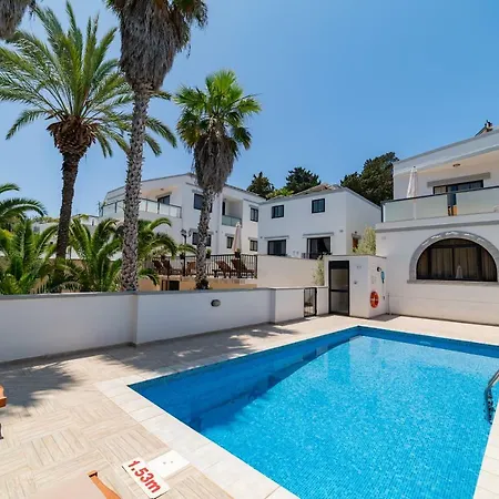 Baldacchino Villa Mellieħa