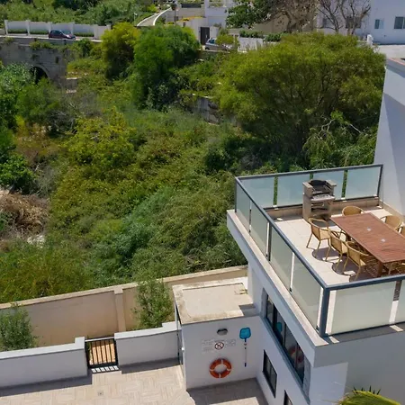 Baldacchino 梅利哈