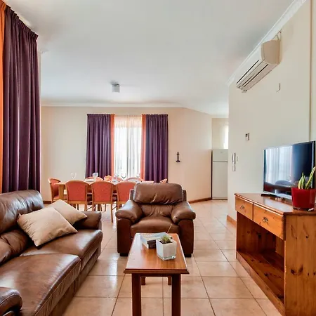 Baldacchino 别墅 *