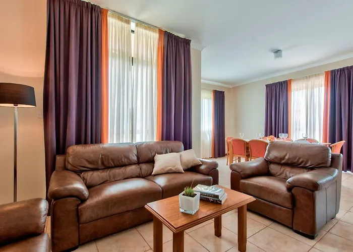 Baldacchino Villa Mellieħa