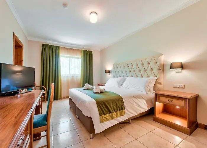 Baldacchino * Mellieħa